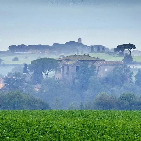 Tempio Di Apollo 2* روما