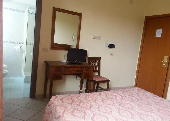 Tempio Di Apollo Hotel 2*